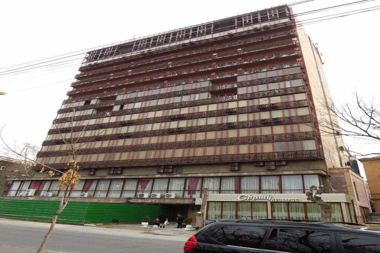 Shirak Hotel Ереван Екстериор снимка
