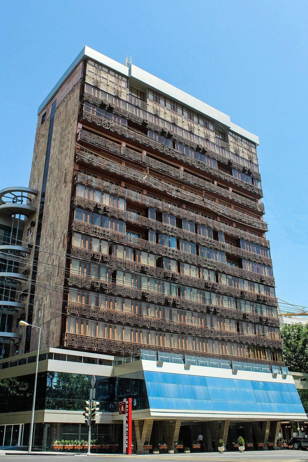 Shirak Hotel Ереван Екстериор снимка